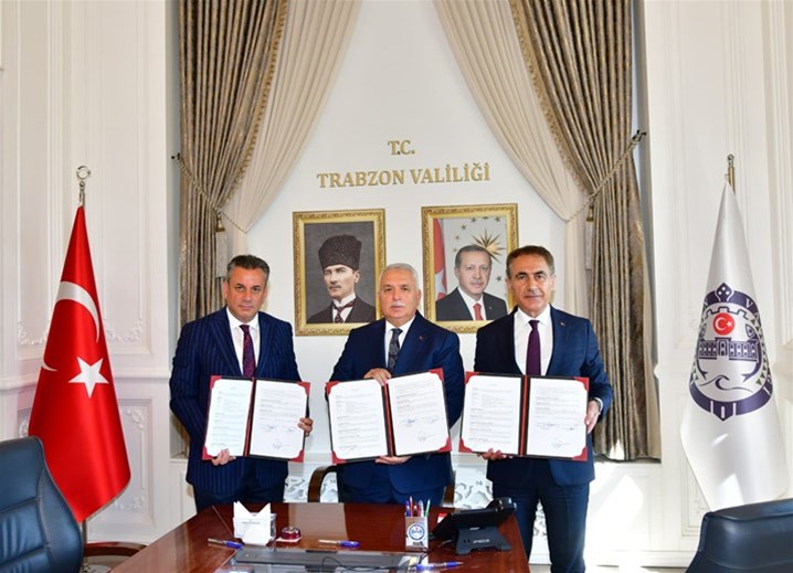 1461 Futbol Sahası İçin Ortak Kullanım Protokolü İmzalandı