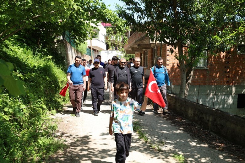 Arsin’de 3. Geleneksel Holefter Yürüyüşü Coşkuyla Gerçekleştirildi