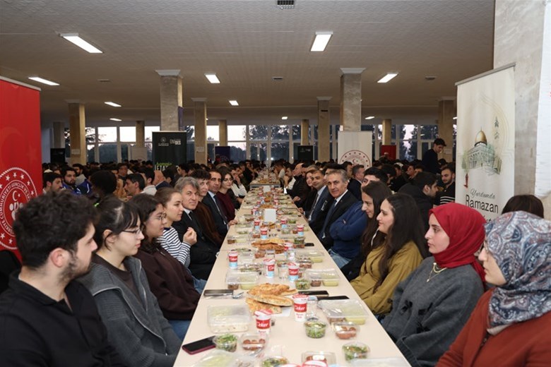 Kampüste İftar Buluşması