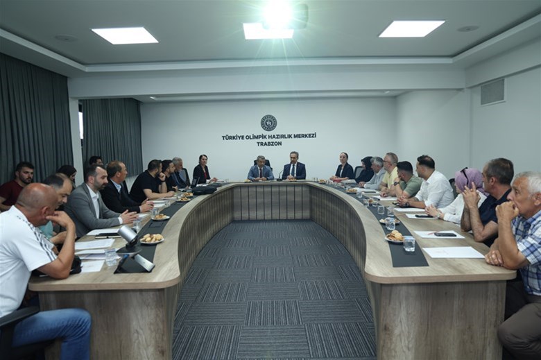 Spor Kulüpleri ve Spor Bilgi Sistemi Bölge Toplantısı Trabzon’da