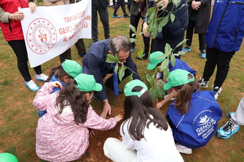 Geleceğe Nefes Cumhuriyete Nefes!